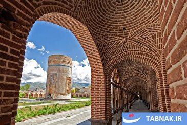 عکس: اردبیل؛ جایی که بهار و تاریخ دست در دست هم دارند