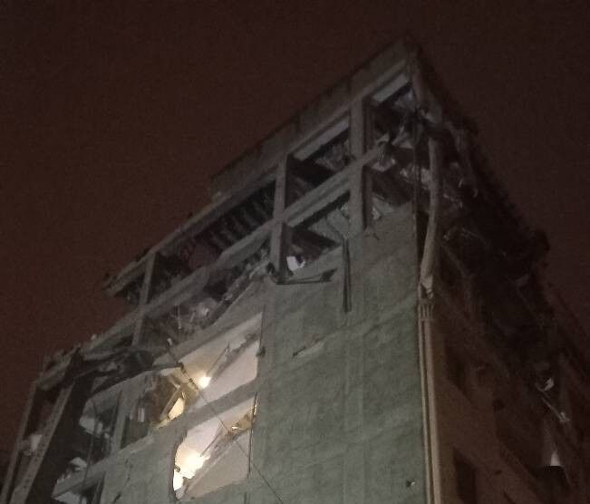 روز بیست و هشتم/عقب&zwnj;نشینی ۱۰ روزه ترامپ/ اجرای موج ۸۳ عملیات وعده صادق ۴ با حمله موشکی- پهپادی به نظامیان صهیون/ هدف&zwnj;گیری موفق رادارهای مخابراتی و آشیانه&zwnj;های پهپادی متجاوزان آمریکایی و صهیونیستی/ بروز رسانی می شود