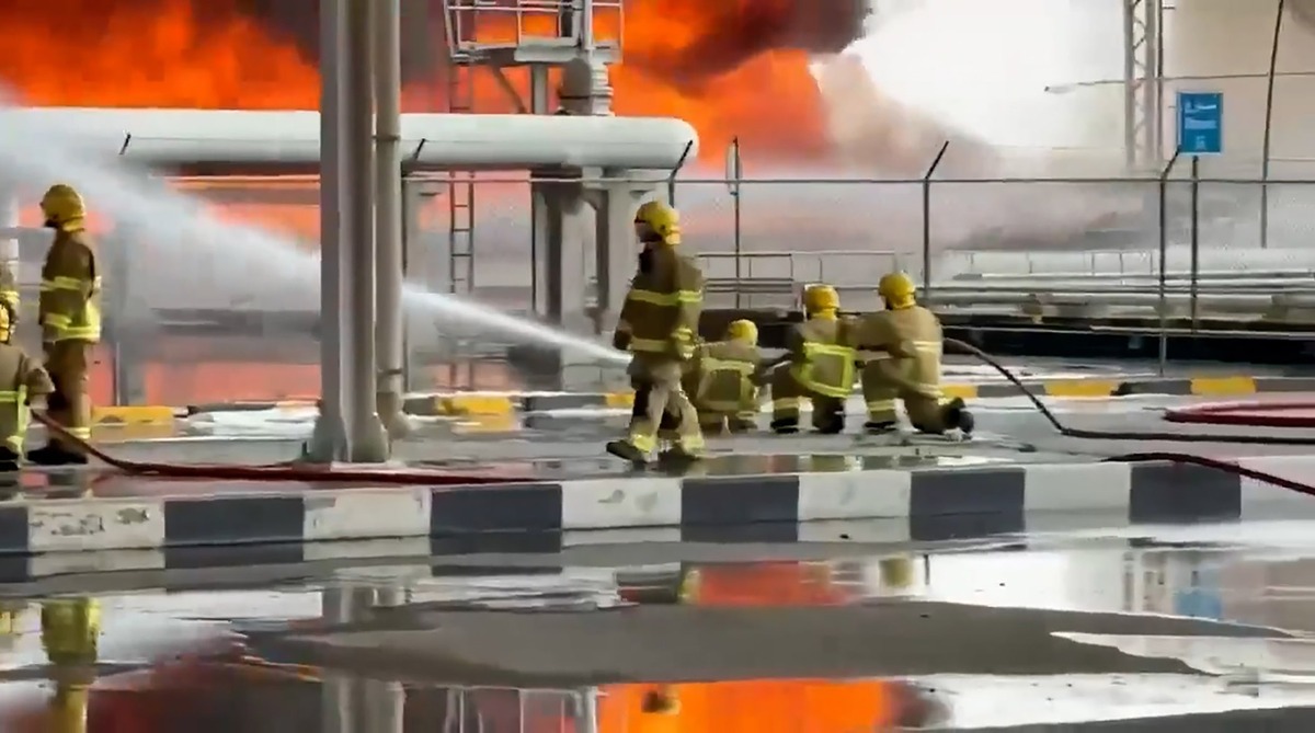 تصاویر آتش سوزی فرودگاه کویت پس از اصابت پهپاد