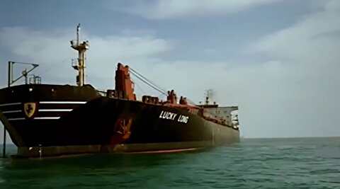 بازدید خبرنگاران خارجی از تنگه هرمز