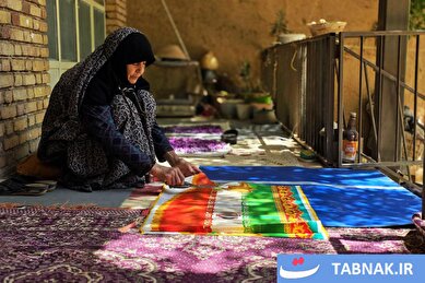 عکس: سنگر مقاومت با سوزن و نخ