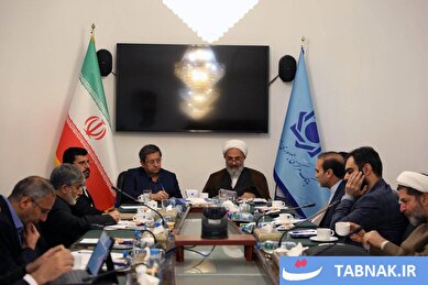 عکس: نشست اعضای کمیسیون اصل نود با رییس و معاونین بانک مرکزی