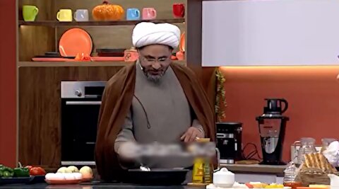 خاطره روحانی که املت می‌پزد از خواستگاری در تجمع شبانه