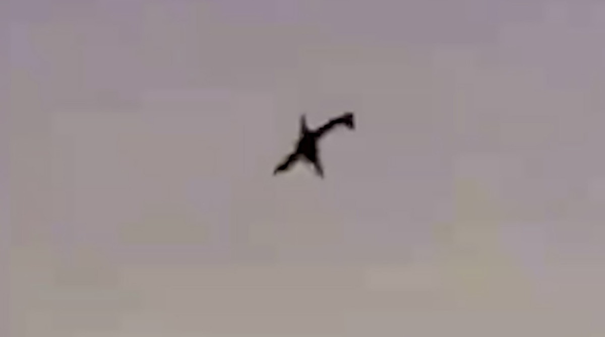 هواپیماربایی مرگبار یک کارمند فرودگاه در آمریکا
