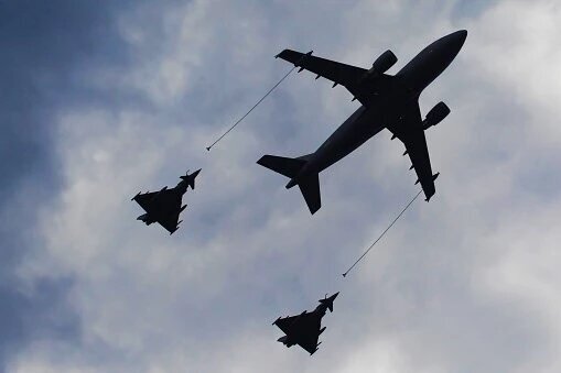 هواپیماهای آمریکا در مرز عراق به پرواز درآمدند!