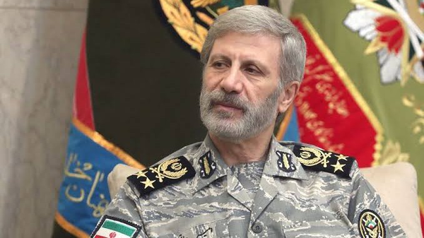 سرلشکر حاتمی: اتحاد ارتش و سپاه، ضامن امنیت است