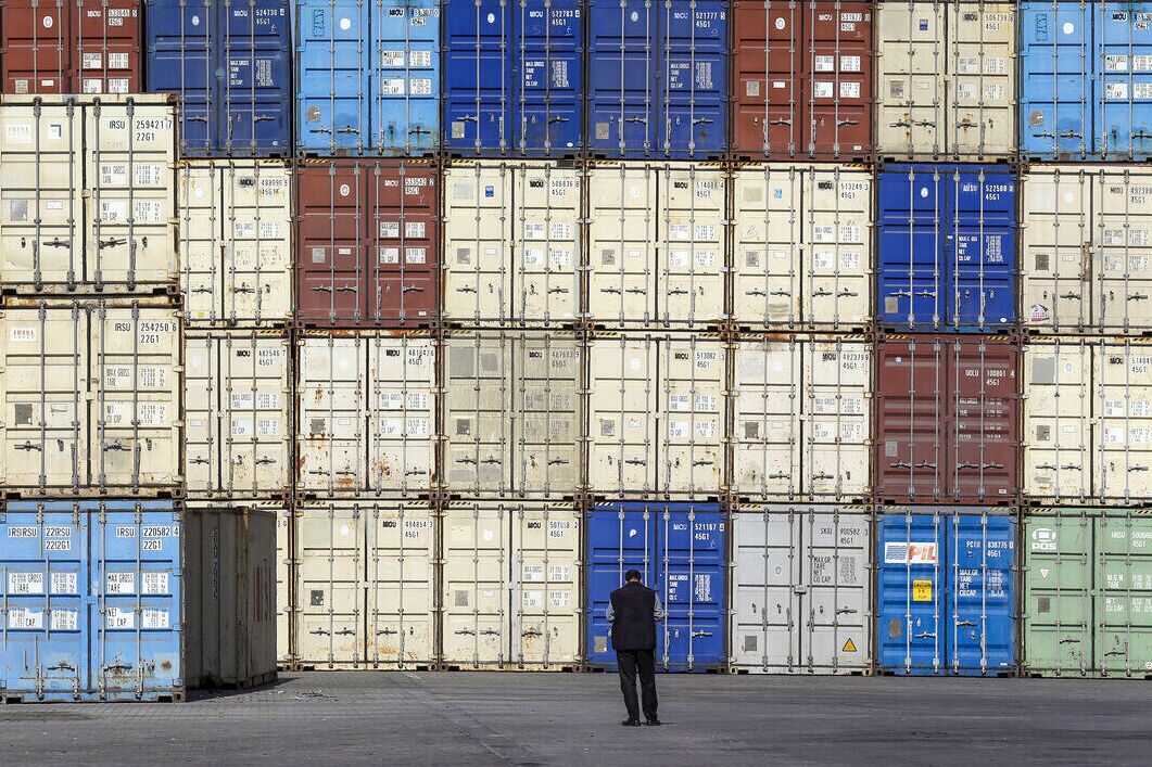 صادرات مواد پتروشیمی و پلیمری متوقف شد