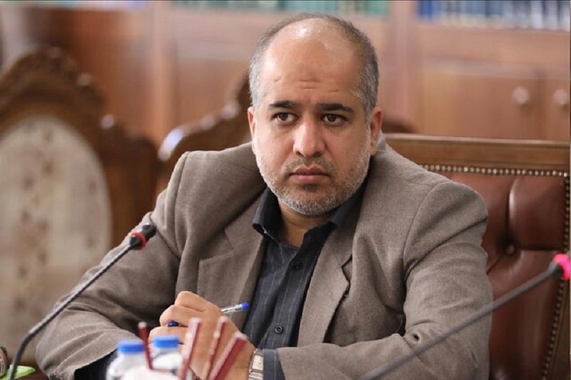 دپوی گسترده محصولات پتروشیمی لرستان زیر آفتاب! + عکس