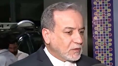 عراقچی: تنگه هرمز باز است، اگر آمریکا...