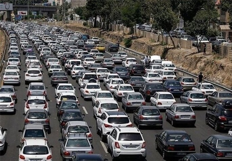 ترافیک نفس آزادراه قزوین ـ کرج را گرفت