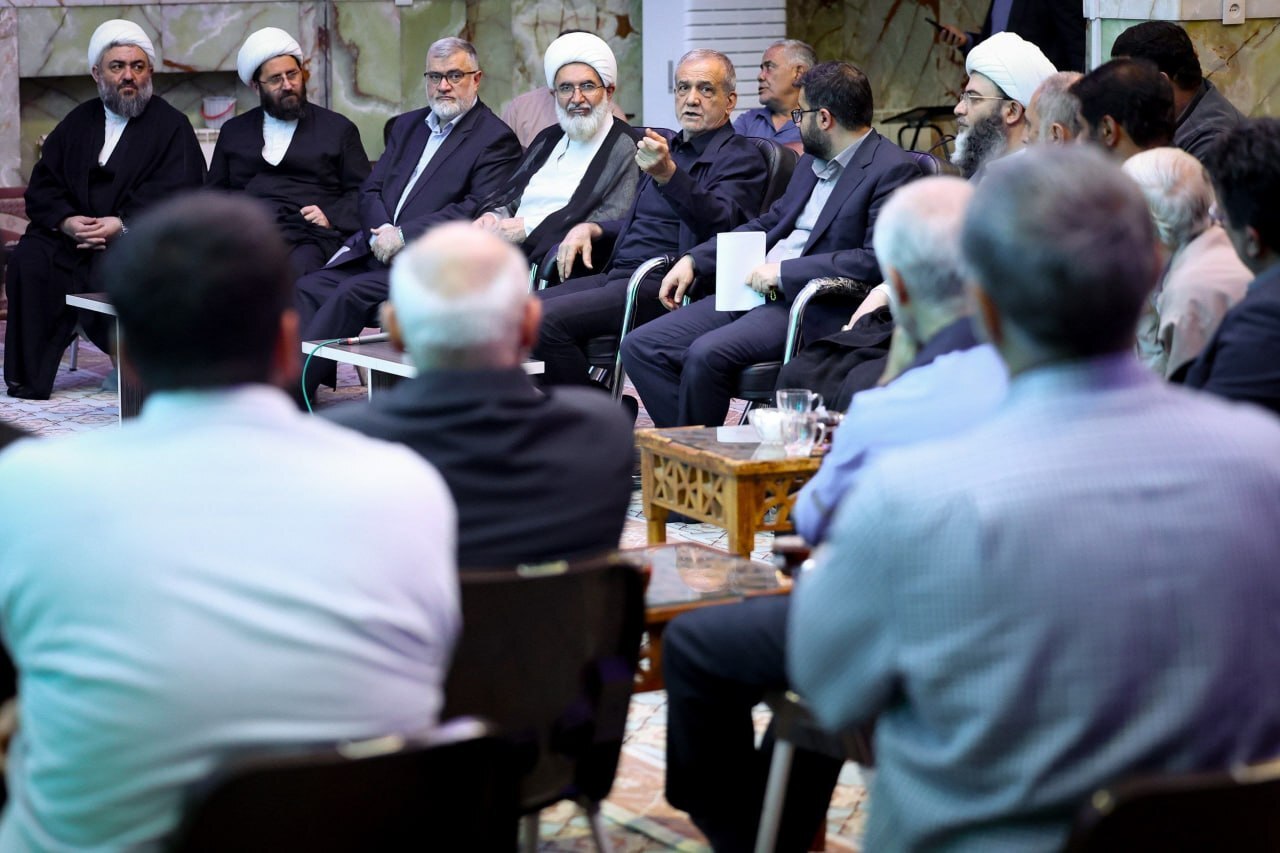 پزشکیان: جامعه باید رفتار مصرفی خود را تغییر دهد