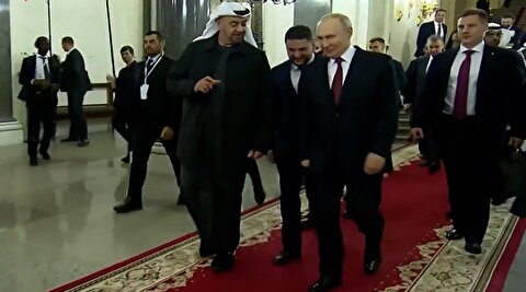 آویزان شدن رئیس امارات به پوتین برای ایران را ببینید