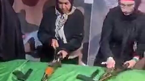 آموزش سلاح به زنان ایران در رسانه‌های اسرائیل