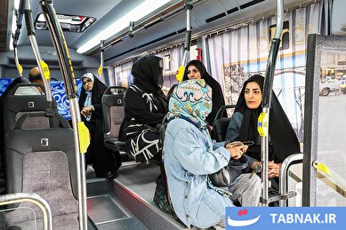 عکس: مسیر «امید» در میدان‌های تهران؛ مشاوره رایگان حقوقی به شهروندان
