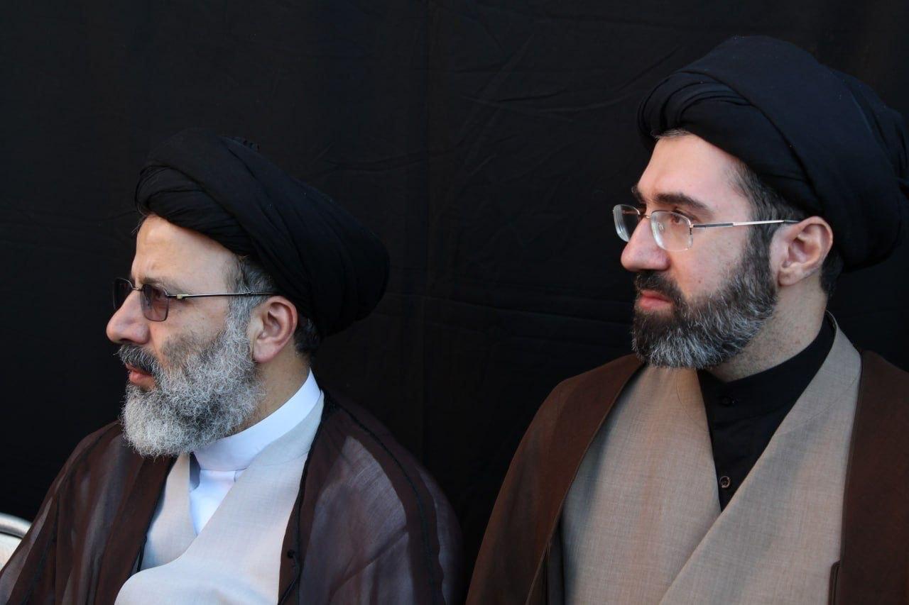 تصاویر دیدهنشده از رهبرانقلاب و شهیدرئیسی در سال ۹۱ تصاویر دیدهنشده از رهبرانقلاب و شهیدرئیسی در سال ۹۱