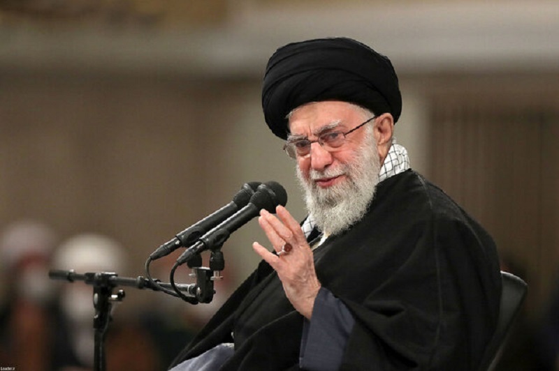 انتشار گفتوگوی تلفنی رهبر شهید با همسر شهید رئیسی