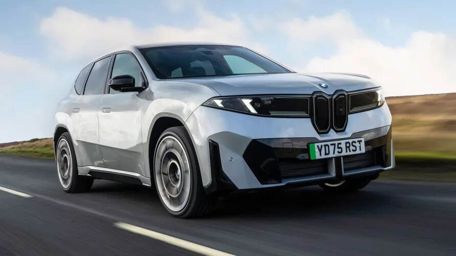 وقتی آینده زیادی زود از راه می&zwnj;رسد؛ BMW iX3 و خداحافظی آرام با دنیای قدیمی رانندگی