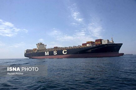 دو کشتی توقیف شده با مالکیت اسرائیل در تنگه هرمز + عکس