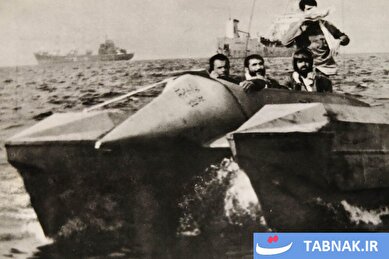 عکس: نمونه‌ اولیه قایق‌های تندرو ایرانی در خلیج فارس