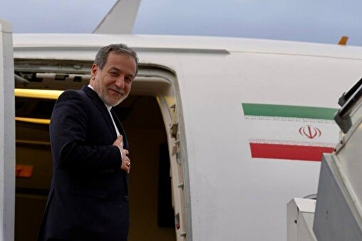 سفر منطقه‌ای وزیر امور خارجه و گفت‌وگوهای اسلام‌آباد؛ دیپلماسی فعال در میانه تنش‌ها