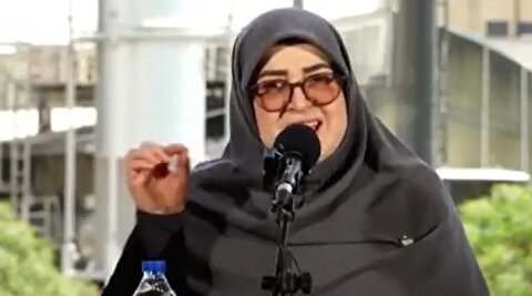 تمسخر ترامپ توسط سخنگوی دولت را ببینید