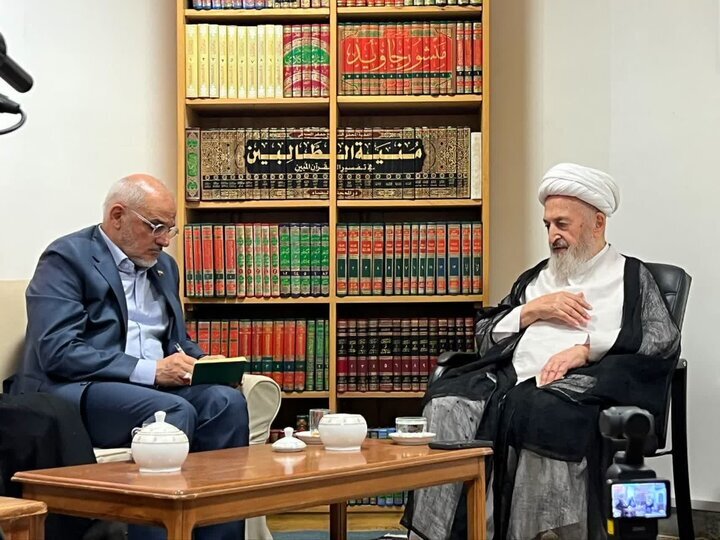 حمایت آیتالله سبحانی از مذاکره با آمریکا