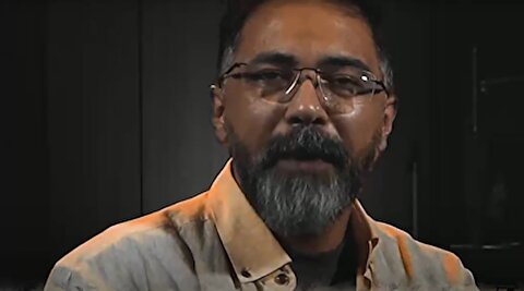 گلایه مجری شبکه افق از فردوسی‌پور و امیرحسین قیاسی