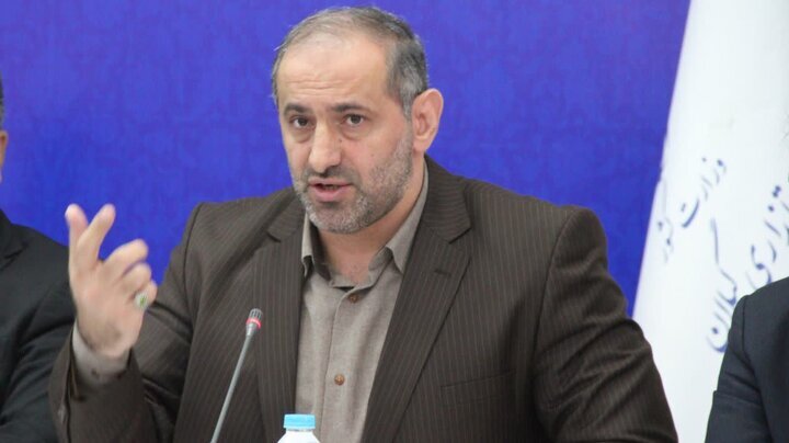 ایراد در قانون برنامه هفتم؛ دلیل تأخیر در افزایش حقوق بازنشستگان؟ / بانک&zwnj;ها به بهانه تورم به مردم وام نمی&zwnj;دهند