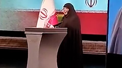 آیت‌الله سید مجتبی خامنه‌ای قبل از خواستگاری تافل انگلیسی را گرفته بودند