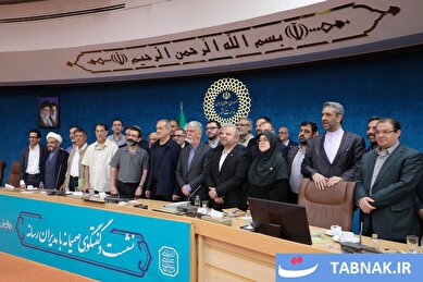 عکس:  نشست صمیمی رئیس‌جمهور با مدیران رسانه‌ها
