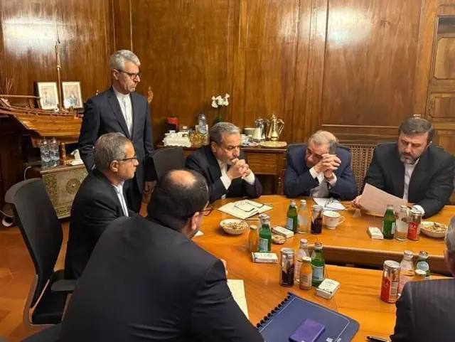تیم دیپلماسی در خط مقدم تأمین منافع کشور / بعثت ملت و اقتدار نظامی آمریکا را مقهور ساخت تیم دیپلماسی در خط مقدم تأمین منافع کشور / بعثت ملت و اقتدار نظامی آمریکا را مقهور ساخت