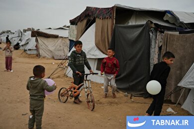 عکس: کودکان یتیم غزه؛ در جستجوی کودکی میان ویرانه‌های جنگ