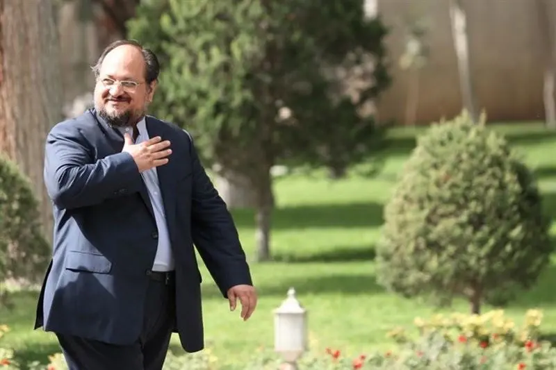 لغو مجوز ادامه خدمت شریعتمداری/ جنجال انتصابات بدون استعلام در هلدینگ خلیج فارس/ دورهمی افراطیونِ پروندهدار در پولسازترین شرکت خصولتی لغو مجوز ادامه خدمت شریعتمداری/ جنجال انتصابات بدون استعلام در هلدینگ خلیج فارس/ دورهمی افراطیونِ پروندهدار در پولسازترین شرکت خصولتی