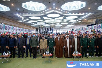 عکس: گرامیداشت شهدای جنگ رمضان