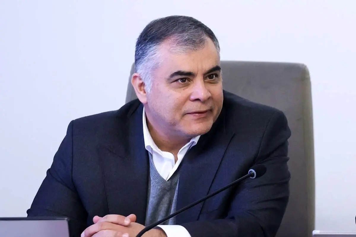 وزیر نفت: بنزین گران نمیشود / مدیریت سهمیهبندی و راهکارهای غیرقیمتی در دستور کار است وزیر نفت: بنزین گران نمیشود / مدیریت سهمیهبندی و راهکارهای غیرقیمتی در دستور کار است