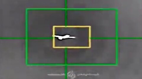 لحظه انهدام پهپاد دیگر آمریکا توسط پدافند ایران