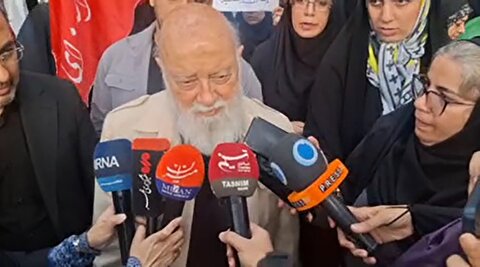 چمران: اگر فرودگاه ما را زدند، باید فرودگاه آنها را بزنیم
