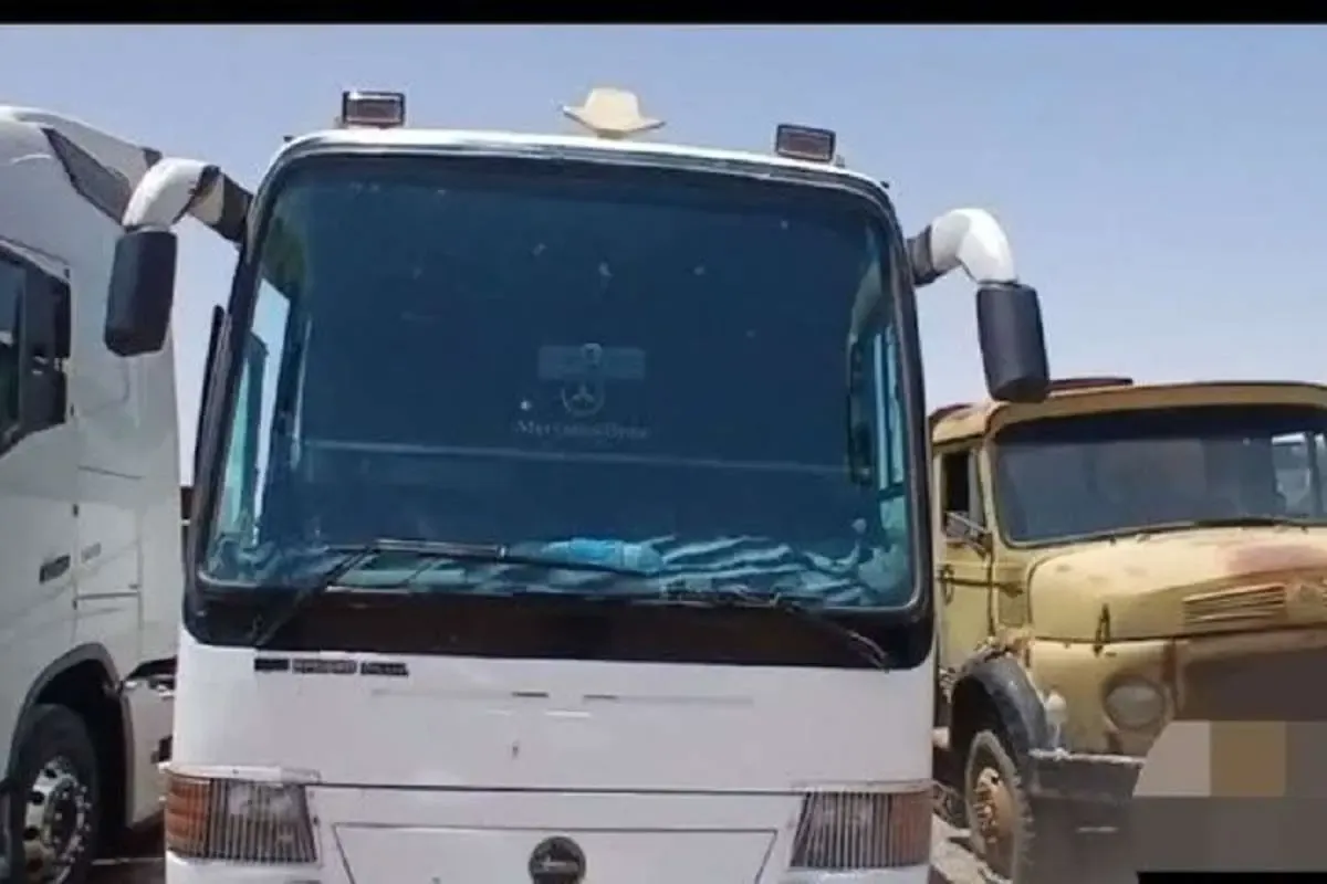 رانندگی نوجوان ۱۸ ساله و بازی با جان مسافران اتوبوس