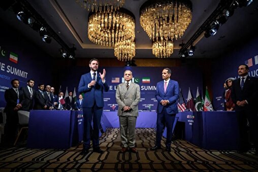 عراقچی: برخی داراییهای مسدود شده ایران آزاد شدند/ بیانیه مشترک قطر و پاکستان درباره مذاکرات سوییس؛ پیشرفتهایی در سازوکارهای مباحث فنی عراقچی: برخی داراییهای مسدود شده ایران آزاد شدند/ بیانیه مشترک قطر و پاکستان درباره مذاکرات سوییس؛ پیشرفتهایی در سازوکارهای مباحث فنی