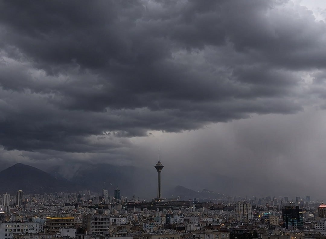 طوفان در راه تهران