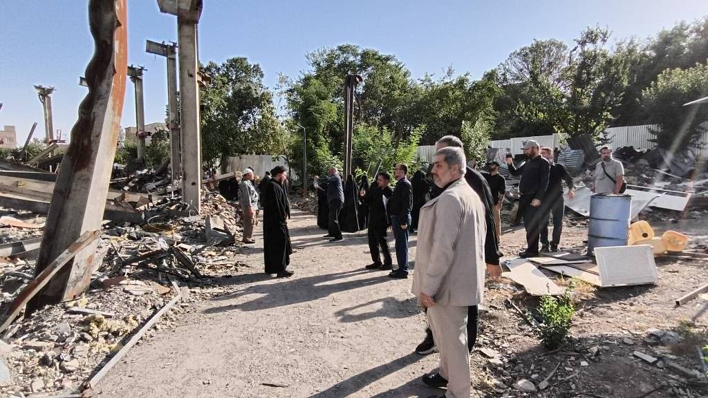 بازدید میهمانان از ساختمان پژوهشگاه فضایی ایران
