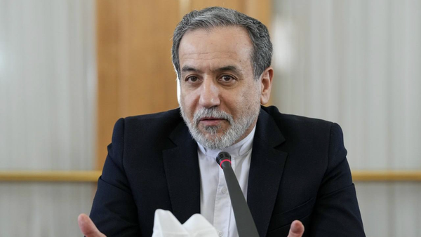 عراقچی:رهبرشهید، ایران را عزیزو سربلند میخواستند