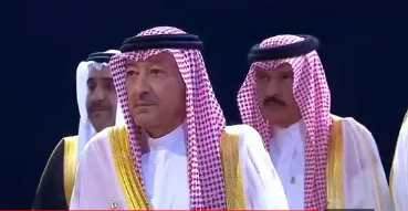 پیامهای دیپلماتیک با آیات قرآنی / راز آیات قرائتشده در وداع هیئتهای خارجی با رهبر شهید پیامهای دیپلماتیک با آیات قرآنی / راز آیات قرائتشده در وداع هیئتهای خارجی با رهبر شهید