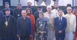 پیامهای دیپلماتیک با آیات قرآنی / راز آیات قرائتشده در وداع هیئتهای خارجی با رهبر شهید پیامهای دیپلماتیک با آیات قرآنی / راز آیات قرائتشده در وداع هیئتهای خارجی با رهبر شهید