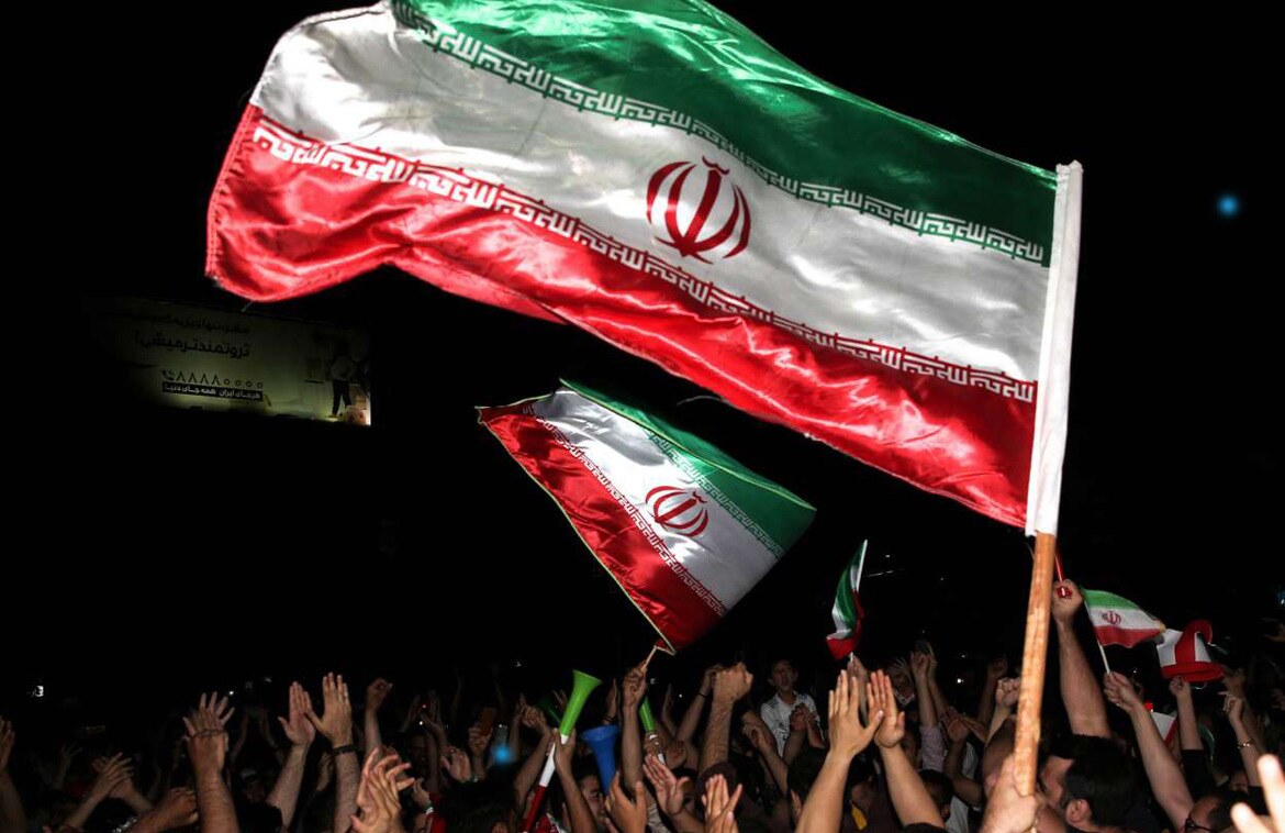 پیام تشییع رهبر شهید، ایستادگی ملت و حمایت از مقاومت است / ملت ایران میدان را رها نخواهد کرد پیام تشییع رهبر شهید، ایستادگی ملت و حمایت از مقاومت است / ملت ایران میدان را رها نخواهد کرد