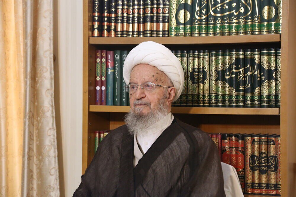 بدرقه آقای شهید ایران/ خروش عاشقان در مصلای امام خمینی(ره)/ به&zwnj;روزرسانی می&zwnj;شود
