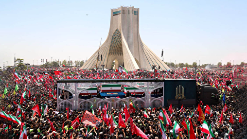 حماسه میلیونی در تهران/ وداع تاریخی و باشکوه امت با رهبر شهید انقلاب