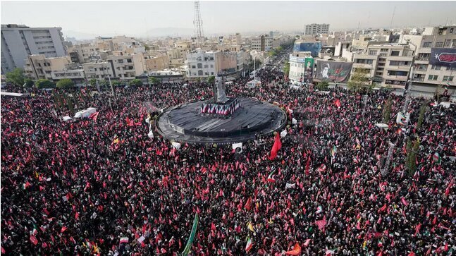 اذعان رسانههای خارجی بر حضور میلیونی مردم در مراسم تشییع پیکر رهبر شهید