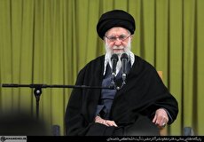 رفع مشکلات اقتصادی؛ مطالبه رهبر شهید از دولتمردان/ سیاست ارزی باید اصلاح شود