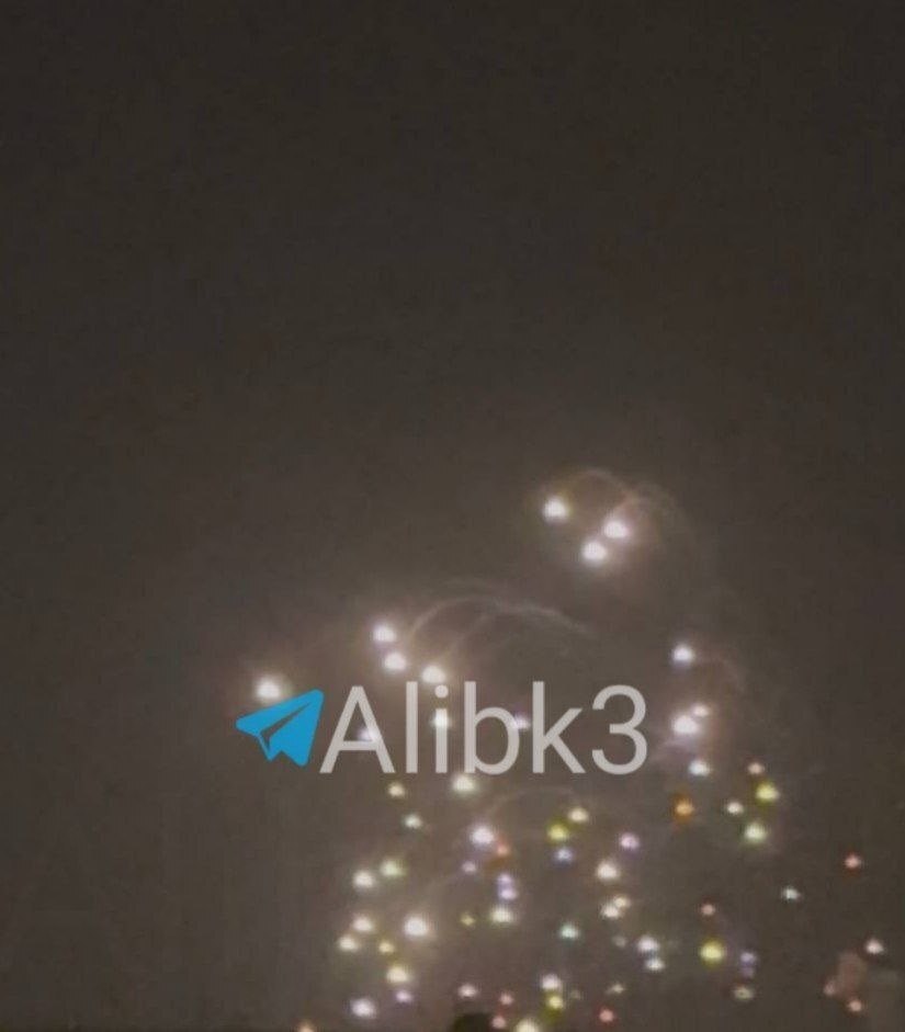 عکس: موشک بارشی ایران در حمله به بحرین